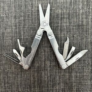 Leatherman “micra” multitool